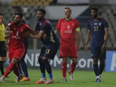 جلال حسینی بهترین بازیکن بازی پرسپولیس - الوحده