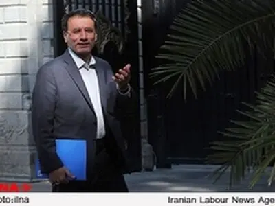 یادداشت پرفسور پرویز جبه‌دار مارالانی در دفاع از وزیر علوم