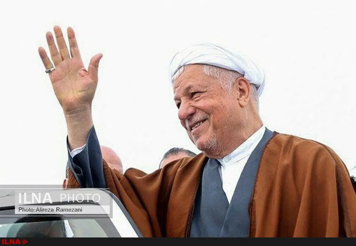 آیت‌الله هاشمی درک عمیقی از بازار سرمایه داشت/ سامانه معاملات را هاشمی افتتاح کرد