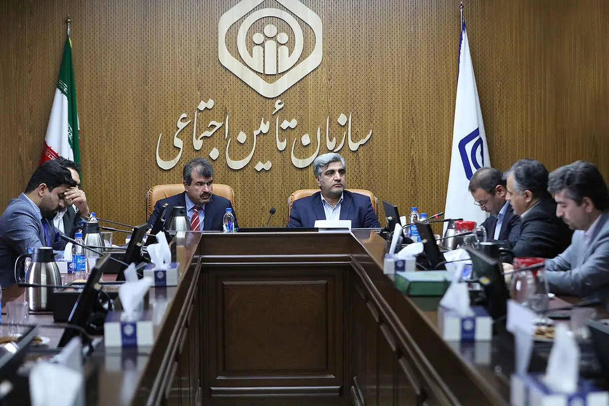 اتباع افغانستان باید حقوق قانونی خود را از کارفرمایان مطالبه کنند