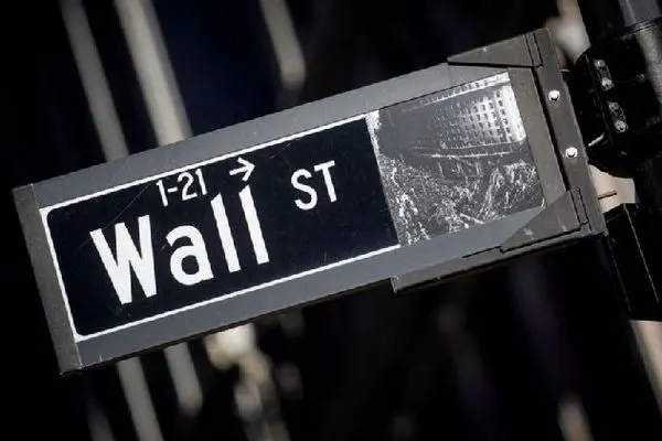 Wall Street drops, Oil prices jump on Ukraine conflict worries