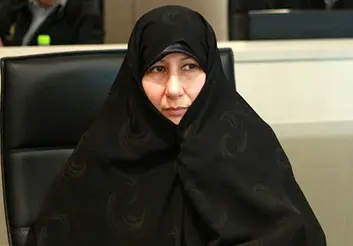 «مداحانِ نامدار» تبدیل به سلبریتی‌ شده‌اند/ برخی مداحی‌ها در شان اهل بیت نیست/ غفلت کردیم ؛ مجالس مداح محور شد