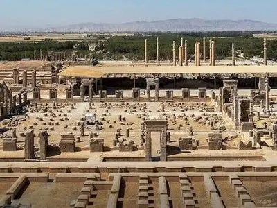 تکذیب الحاق حریم درجه ۲ تخت‌جمشید به مرودشت/ هنوز مصوبه‌ای ابلاغ نشده است