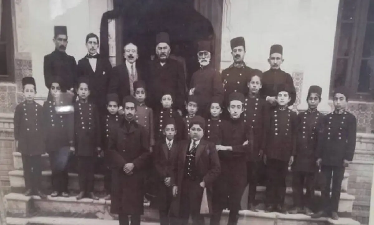 تصویری از کارنامۀ احمد شاه قاجار + عکس