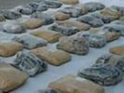 کشف 168 کیلو تریاک با طعم خرما در یزد