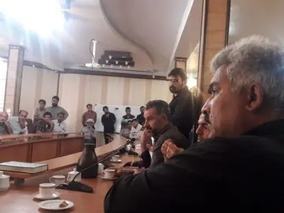 کارگران پیمانی شهرداری شوشتر خواستار حذف پیمانکاران شدند/ عضو شورای‌شهر: از وزارت کشور و سازمان شهرداری‌ها پیگیری می‌کنیم