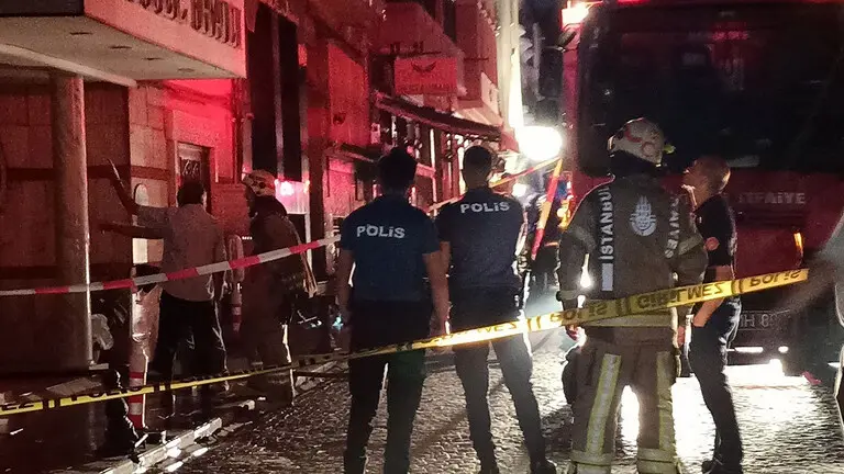 وقوع آتش‌سوزی در یک هتل در استانبول