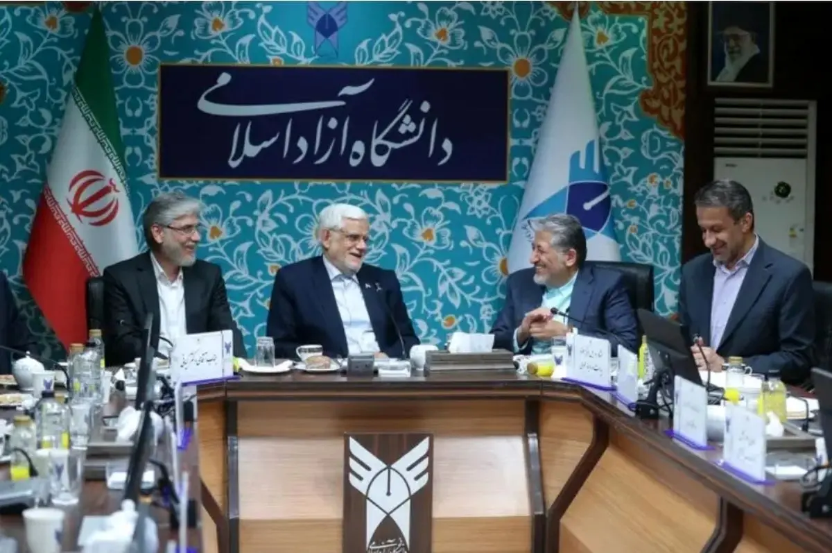 دیدار صمیمانه معاون اول رئیسجمهور با رئیس دانشگاه آزاد