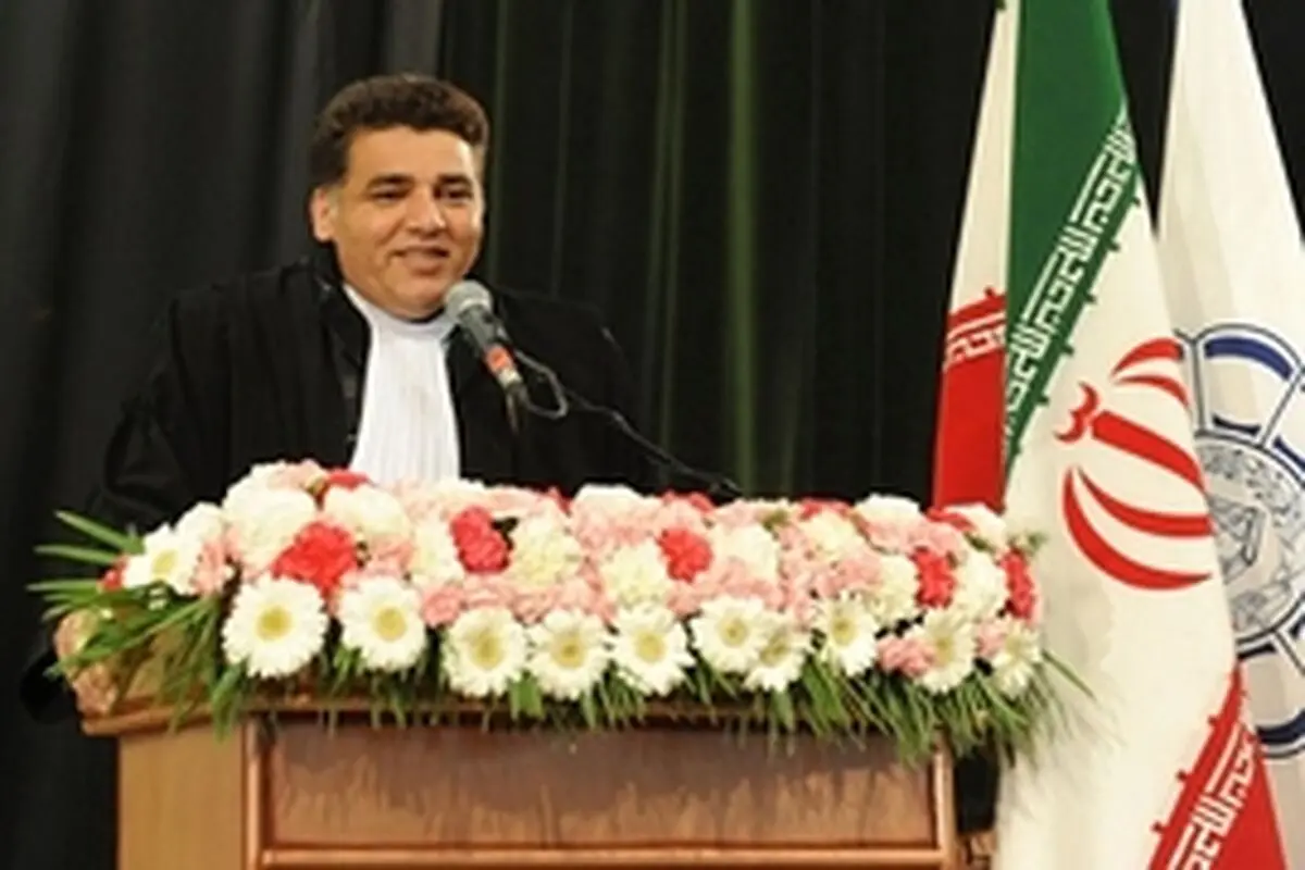 برخی از قوانین در کشور انفعالی است