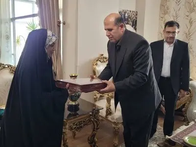 دیدار مدیرکل بنیاد شهید تهران بزرگ با خانواده امیر سرلشکر شهید جلالی‌نسب