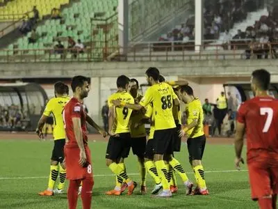 برتری سپاهان مقابل نفت مسجدسلیمان در پایان نیمه اول