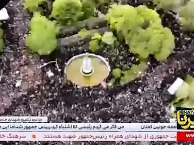 تصاویر هوایی از مراسم تشییع پیکر رئیس جمهور و همراهان + فیلم