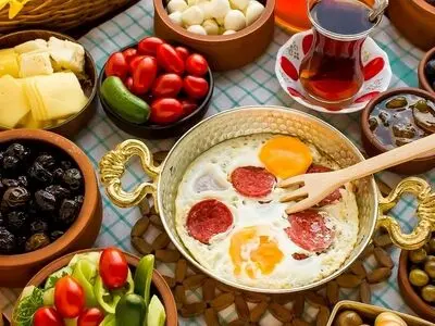 نکات مهم در مورد صبحانه + اینفوگرافیک