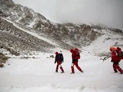 ۳ کوهنورد مفقود شده در ارتفاعات تکاب پیدا شدند 