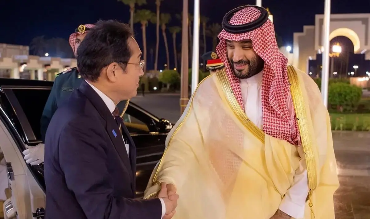 دیدار نخست‌وزیر ژاپن با ولیعهد عربستان 