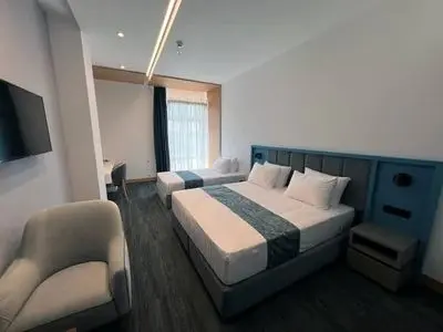 ارائه  تخفیف ۴۰ تا ۵۰ درصدی  اماکن اقامتی آذربایجان غربی برای هم‌وطنان سراسر کشور/ خسارتی به اماکن تاریخی استان وارد نشده است