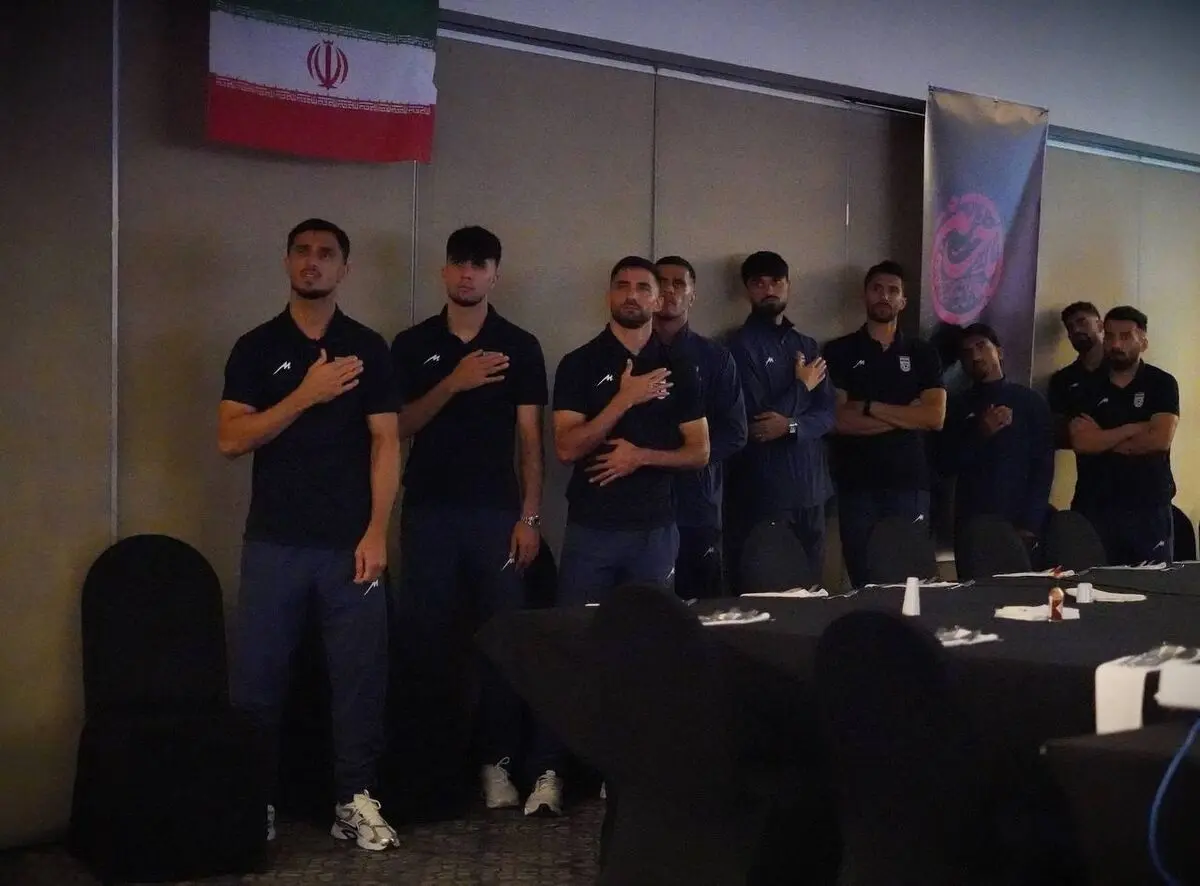  عزاداری ملی‌پوشان ایران در شب تاسوعا (عکس)
