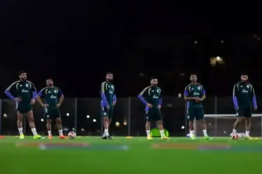 دیوار بلند دور تمرینات سبزپوشان عربستانی