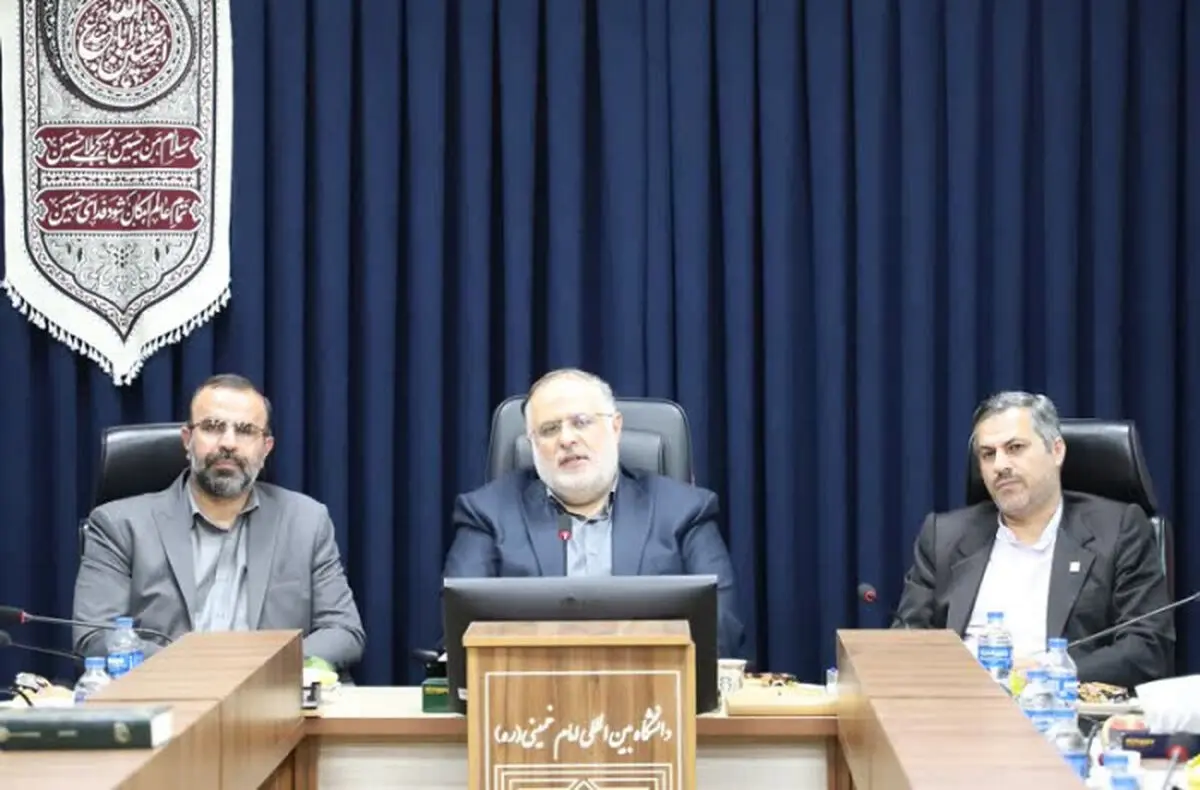 استفاده از ظرفیت دانشگاهیان به عنوان مشاور در تصمیم‌سازی/ تأسیس مرکز زبان فارسی در چند کشور اسلامی