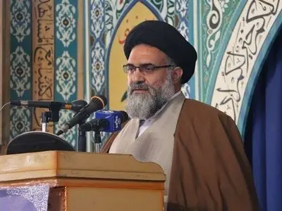 دست مبارزان جبهه مقاومت را می بوسیم