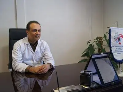 تشریح ساختار جدید کمیته های علمی کرونا / با انجام واکسیناسیون و رعایت پروتکل ها چرخه ویروس کرونا شکسته و به صورت ویروس سرماخوردگی درمی‌آید