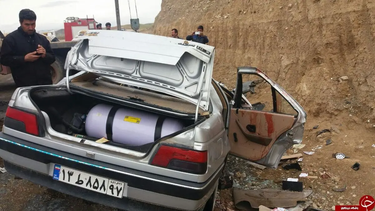 مرگ ۴ نفر بر اثر انحراف به چپ خودرو ۴۰۵