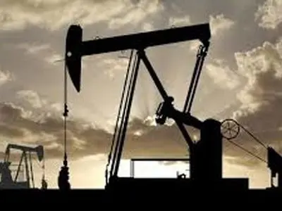  کاهش ۲۵ صدم دلاری نفت خام دبی نسبت به عمان در ماه اکتبر 