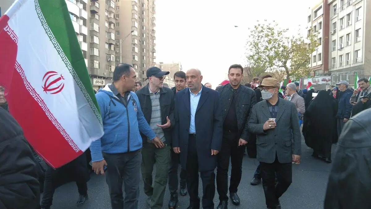 حضور وزیر تعاون،کار و رفاه اجتماعی در راهپیمایی همبستگی ۲۲ دی