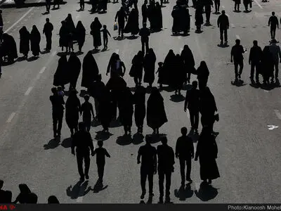 گزارش تصویری از پیاده روی جاماندگان اربعین در تهران 