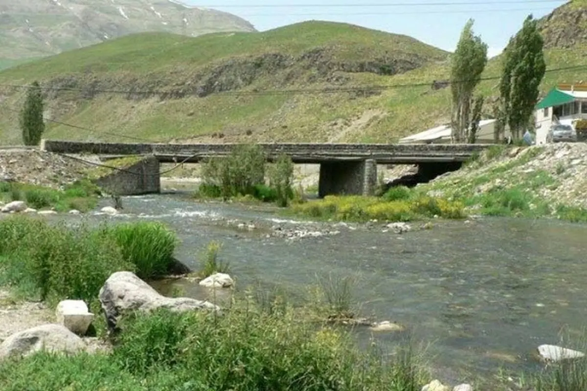 در حاشیه رودخانه جاجرود توقف نکنید