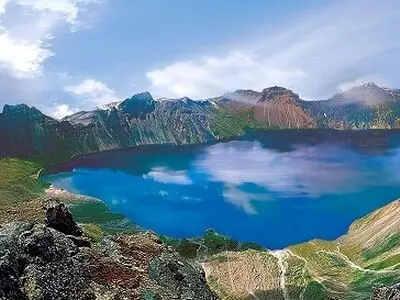 DPR Korea with Many Noted Mountains and Scenic Spots 