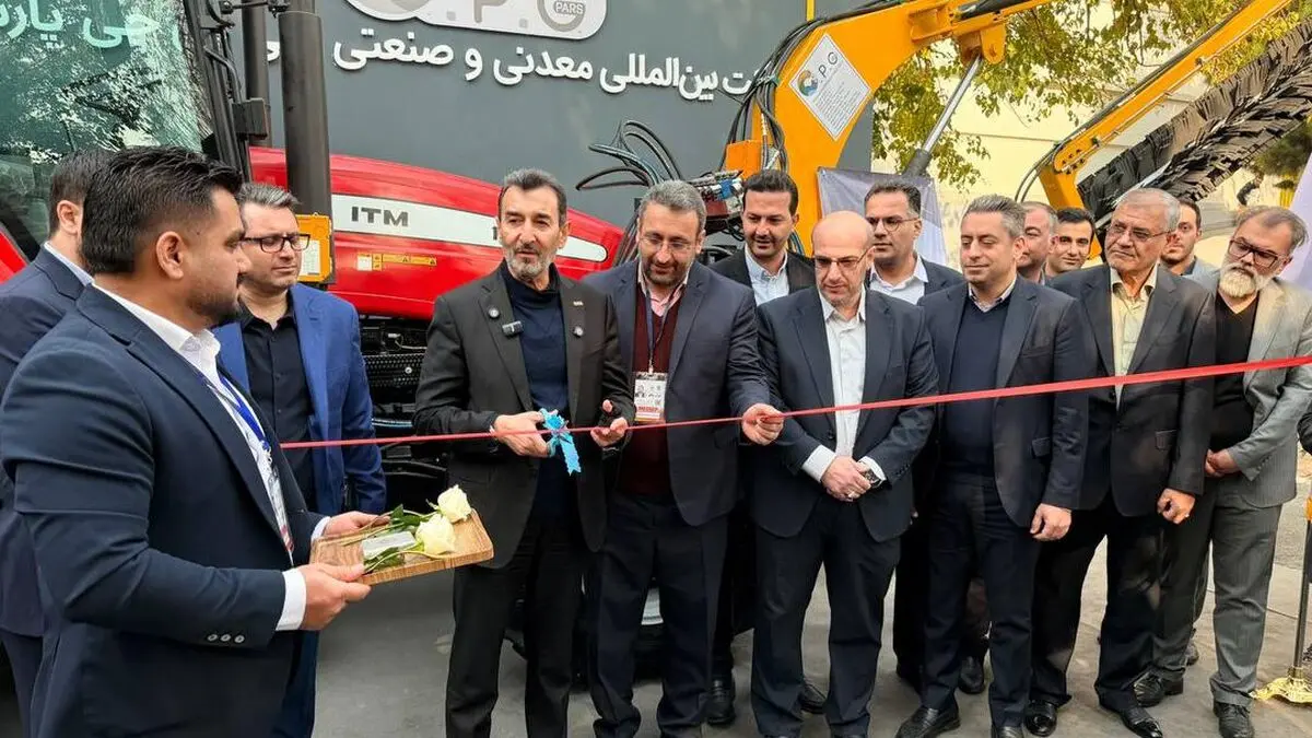 نخستین دستگاه «سولارواش» ساخت چادرملو توسط رییس هیأت عامل ایمیدرو رونمایی شد 