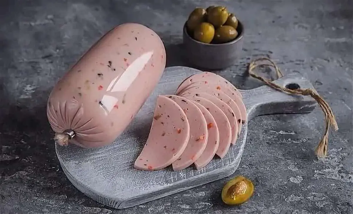 کالباس خانگی را با این روش آسان درست کنید