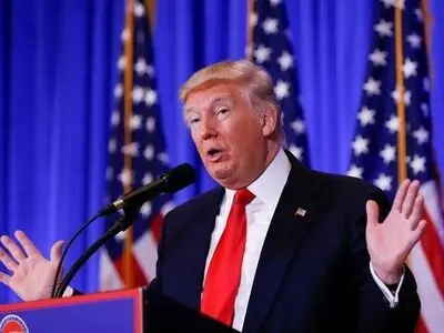 دشمنی ترامپ و سرویس‌های اطلاعاتی تهدید جدی برای آمریکا
