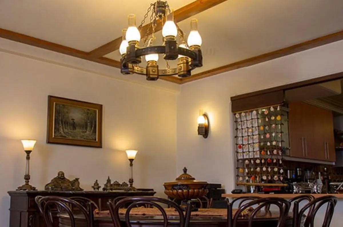 راهنمای کاربردی و مفید برای انتخاب لوستر چوبی مناسب