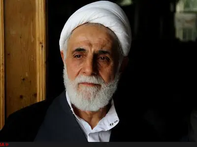 ارتباط و هماهنگی با رهبری همواره جلوی تندروی‌ها را می‌گیرد