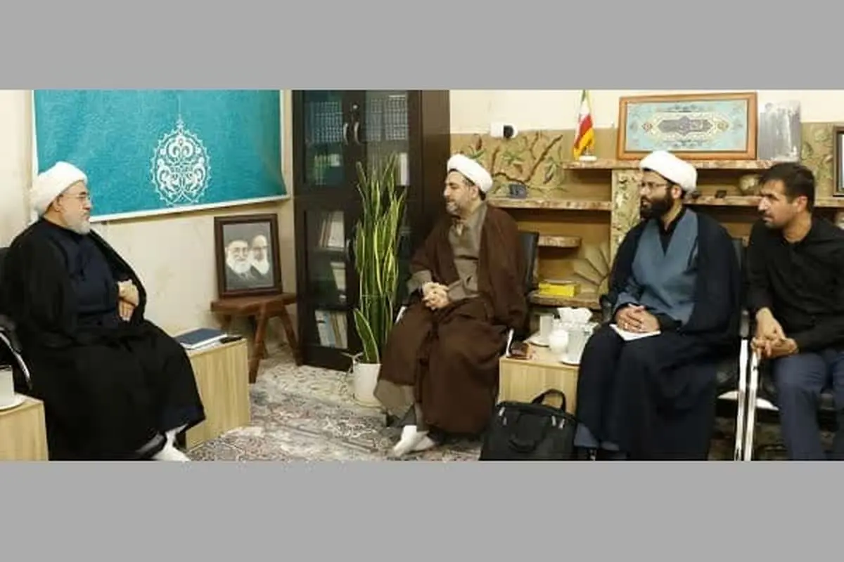 مرکز ملی نسبت به تربیت «پاسخگو» و ترویج فرهنگ «پاسخگویی» اهتمام داشته باشد 