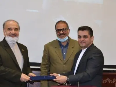 آیین تکریم ناظمی و معارفه‌ی کاوه احمدی برگزارشد