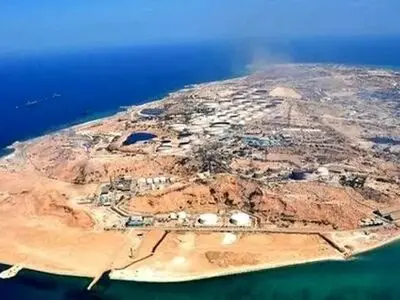 با موضوع خلیج فارس و جزایر سه گانه فصلی برخورد نکنید