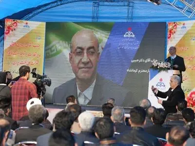 نفت‌شهر و سومار باید به نماد پیشرفت و رونق تبدیل شوند