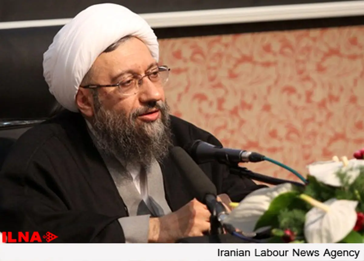 برخی با سخنان خود ضمن دخالت در کار قاضی، بر وی فشار وارد میکنند