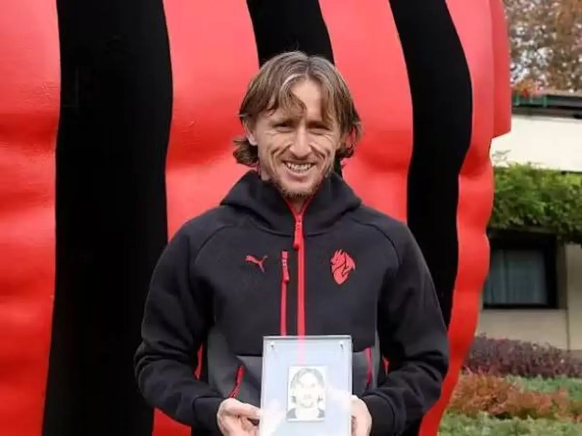 لوکا مودریچ بازیکن ماه سریآ شد