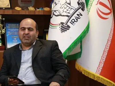 قناعتی: اگر اشکالی ببینم، حضوری با رییس فدراسیون مطرح می‌کنم/ گره‌ای که با دست باز می‌شود را نباید با دندان باز کرد