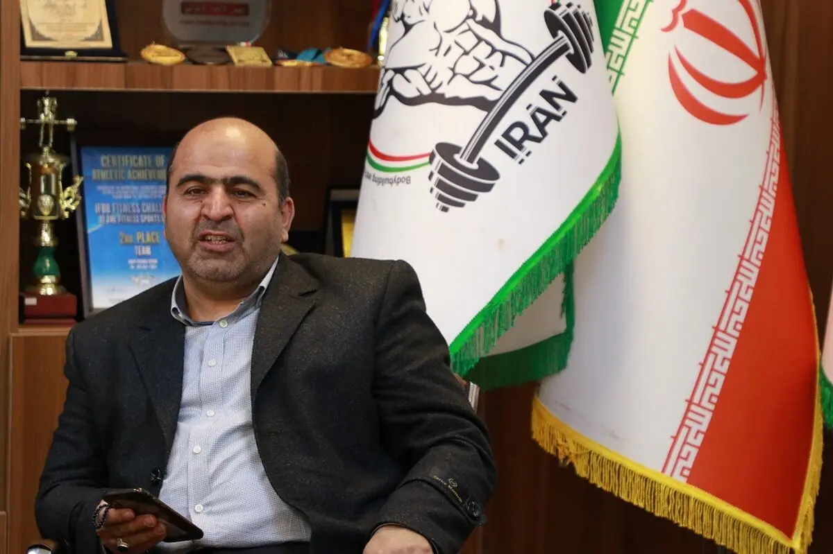 قناعتی: اگر اشکالی ببینم، حضوری با رییس فدراسیون مطرح می‌کنم/ گره‌ای که با دست باز می‌شود را نباید با دندان باز کرد