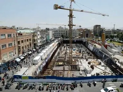 آغاز عملیات ساماندهی و ارتقای کیفی میدان امام خمینی(ره)
