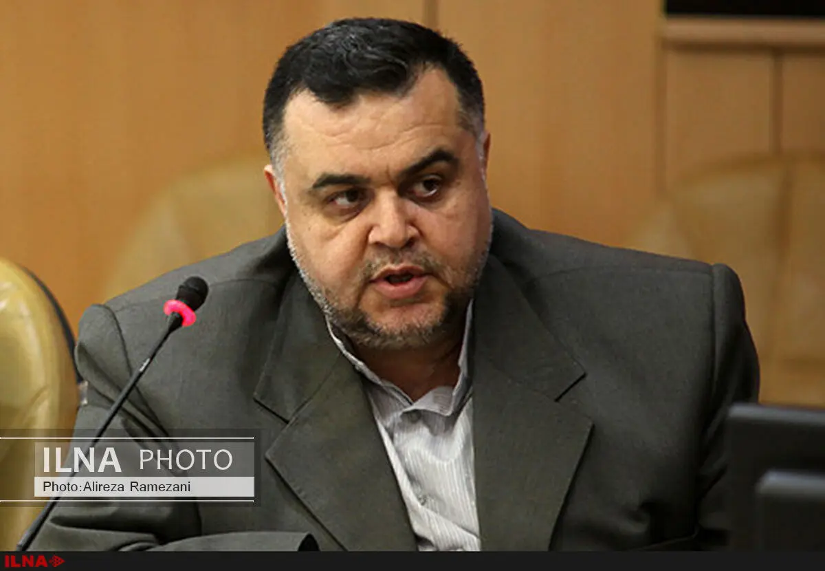 بخش خصوصی به پول گرفتن از دولت عادت کرده‌است  