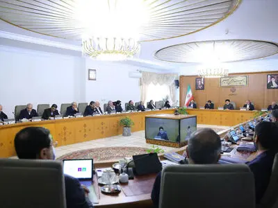 عیدی کارکنان و بازنشستگان دولت یک میلیون و ۸۰۰ هزار تومان شد