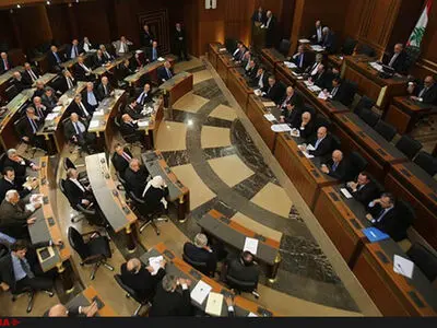 خلاء قانون و اختلاف احزاب در بیروت/تمدید مجدد پارلمان لبنان محتمل است