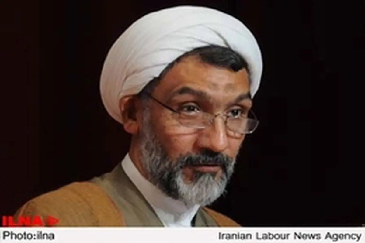 پرونده موسوی و کروبی تحت بررسی است / آزادی زندانیان امنیتی ادامه دارد