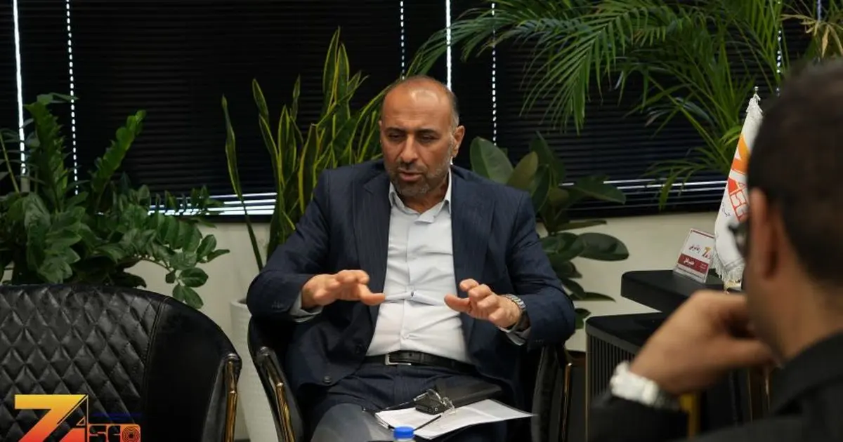 حضور فرماندار اندیمشک در شرکت فولاد زاگرس جهت رفع مشکلات اقتصادی این مجتمع